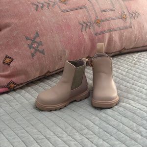 kensington treklite child